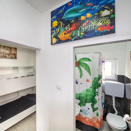 Dream House Ivana & Toni 3* Gradac (Split-Dalmatia)
