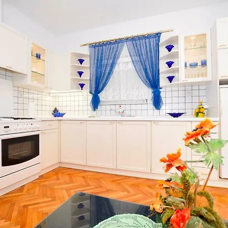 Guest house Dream House Ivana & Toni Gradac (Split-Dalmatia)